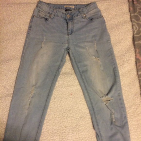 ripped jeans - Picture 1 of 1